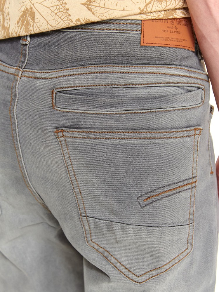 Spodnie denimowe z przetarciami