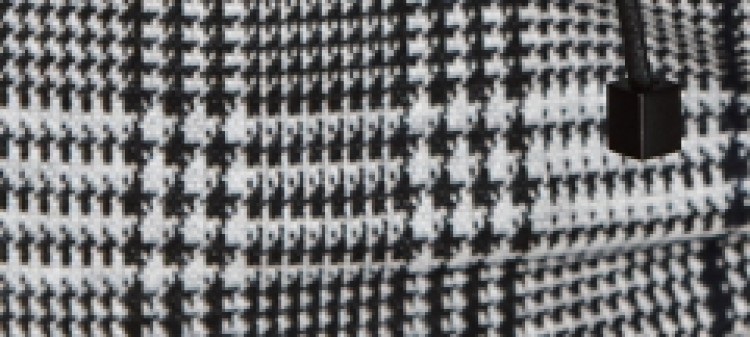 Dzianinowe joggery damskie w kratkę