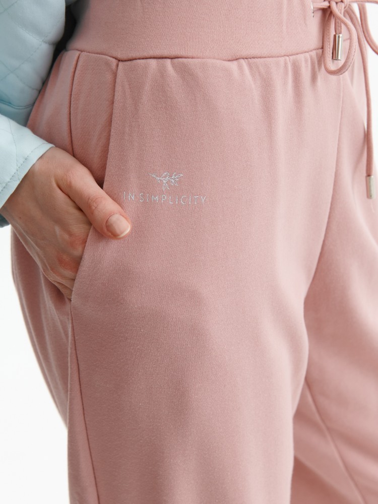 Dzianinowe spodnie typu jogger