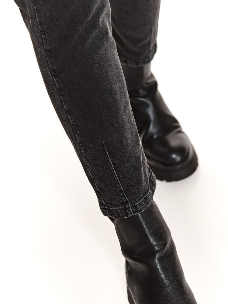 Jeansy regular Jeansy regular