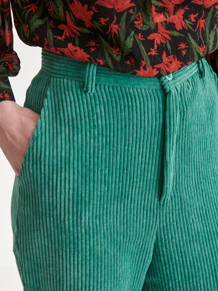 Szerokie spodnie sztruksowe