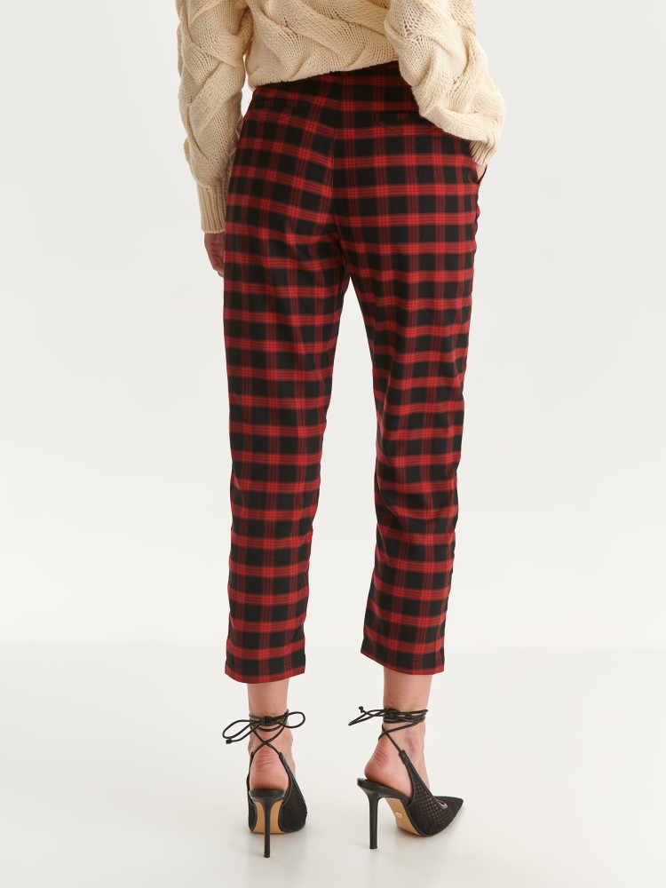 Spodnie damskie typu chino w czerwoną kratę Spodnie damskie typu chino w czerwoną kratę