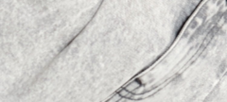 Jeansowe spodnie z przetarciami