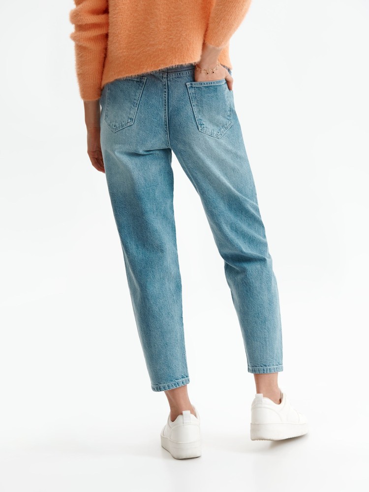 Jeansy z ozdobnymi zaszewkami Jeansy z ozdobnymi zaszewkami