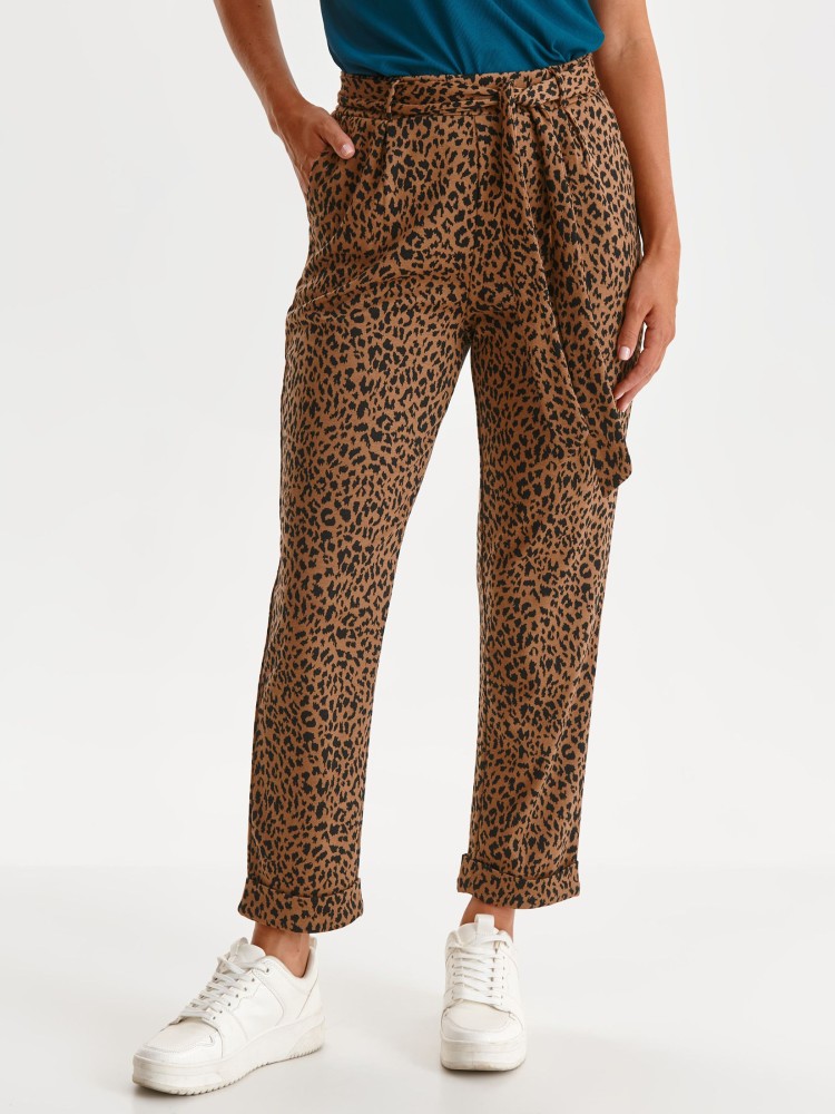 Luźne spodnie damskie w panterkowy nadruk Luźne spodnie damskie w panterkowy nadruk