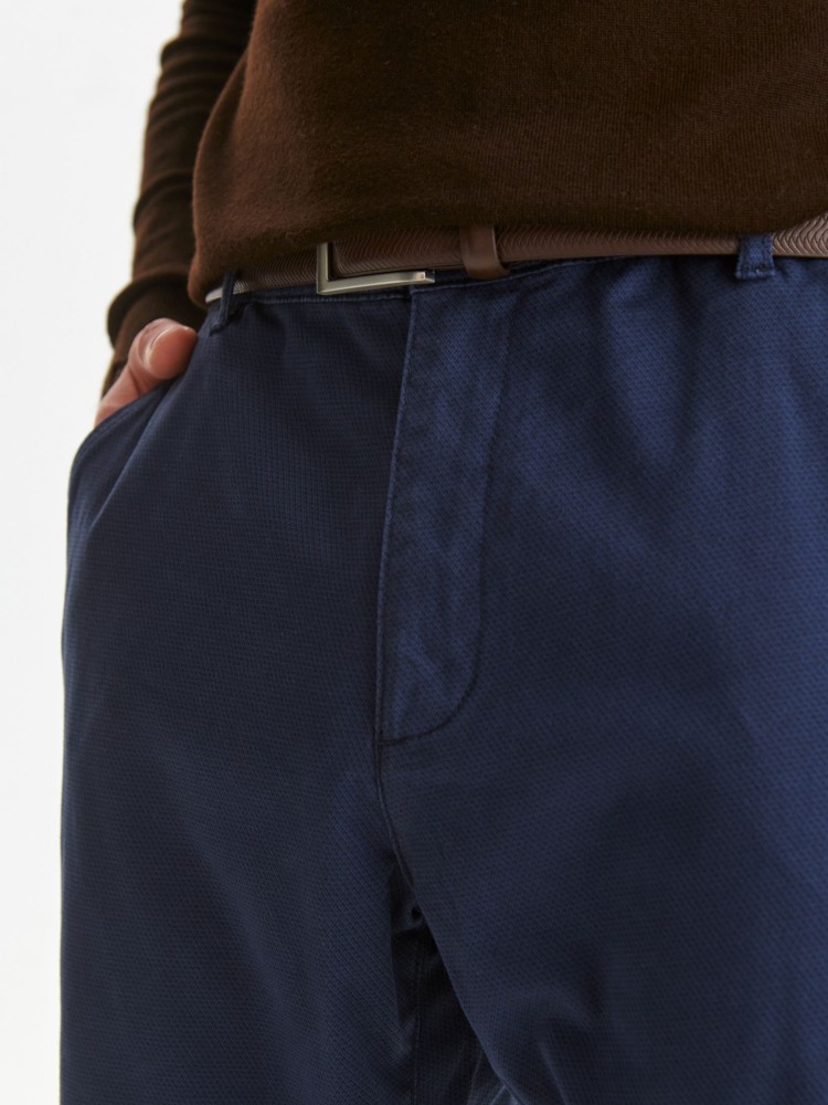 Spodnie typu chino o kroju slim Spodnie typu chino o kroju slim