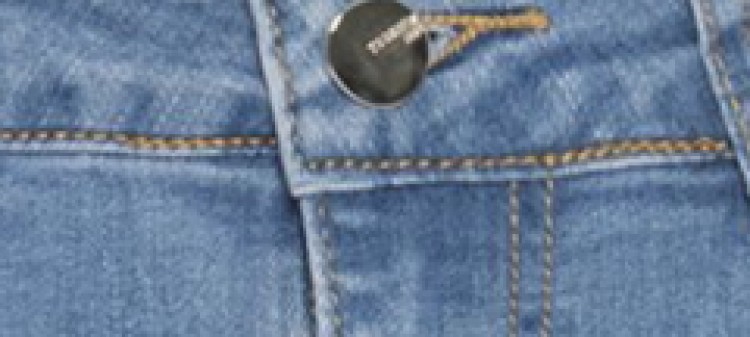 Denimowe rurki z aplikacją Denimowe rurki z aplikacją