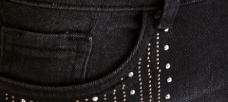 Spodnie jeansowe damskie o kroju slim Spodnie jeansowe damskie o kroju slim