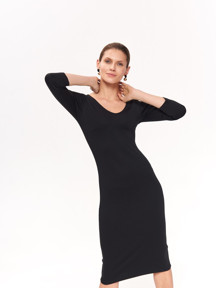 Dopasowana sukienka z zamkiem