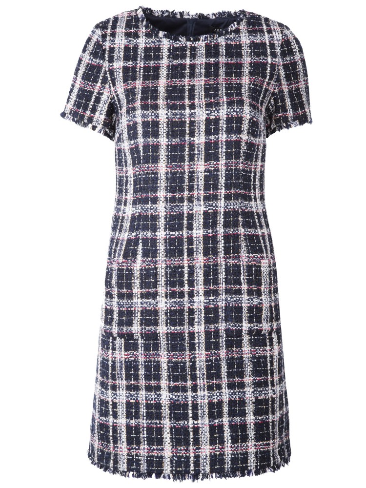 Sukienka z grubszej tkaniny w kratę