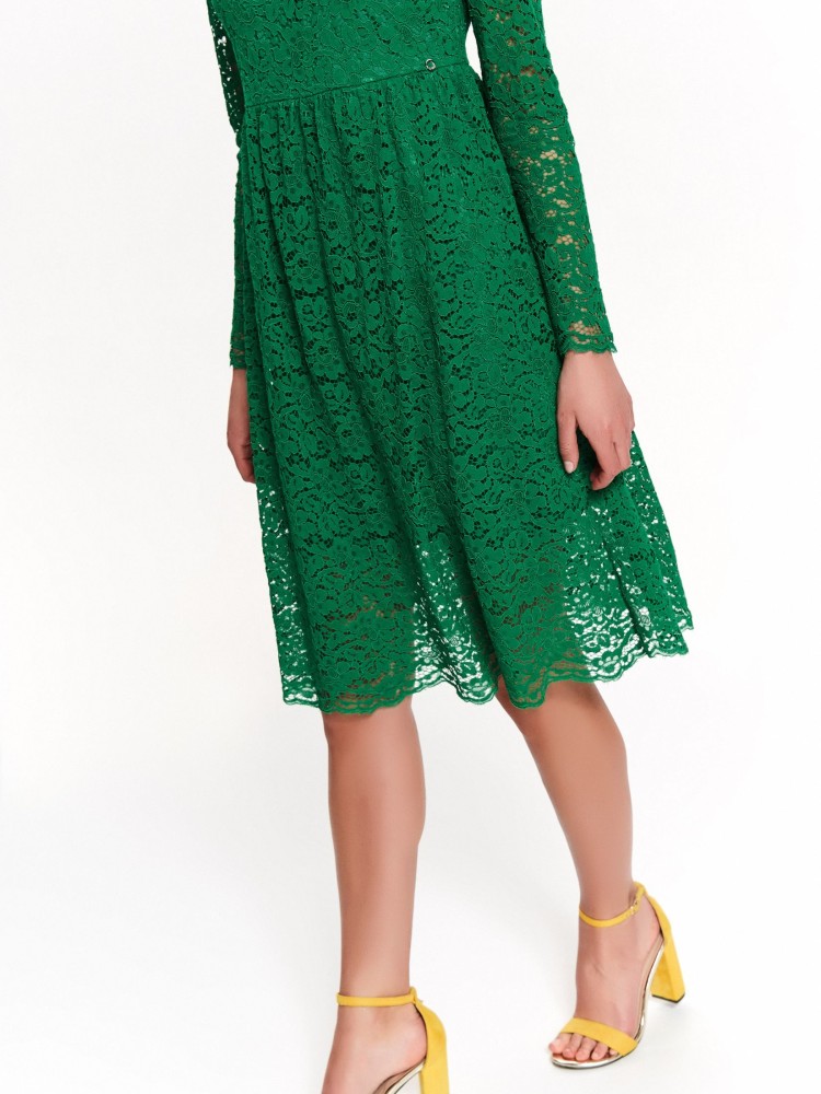 Koronkowa sukienka z podwyższonym stanem