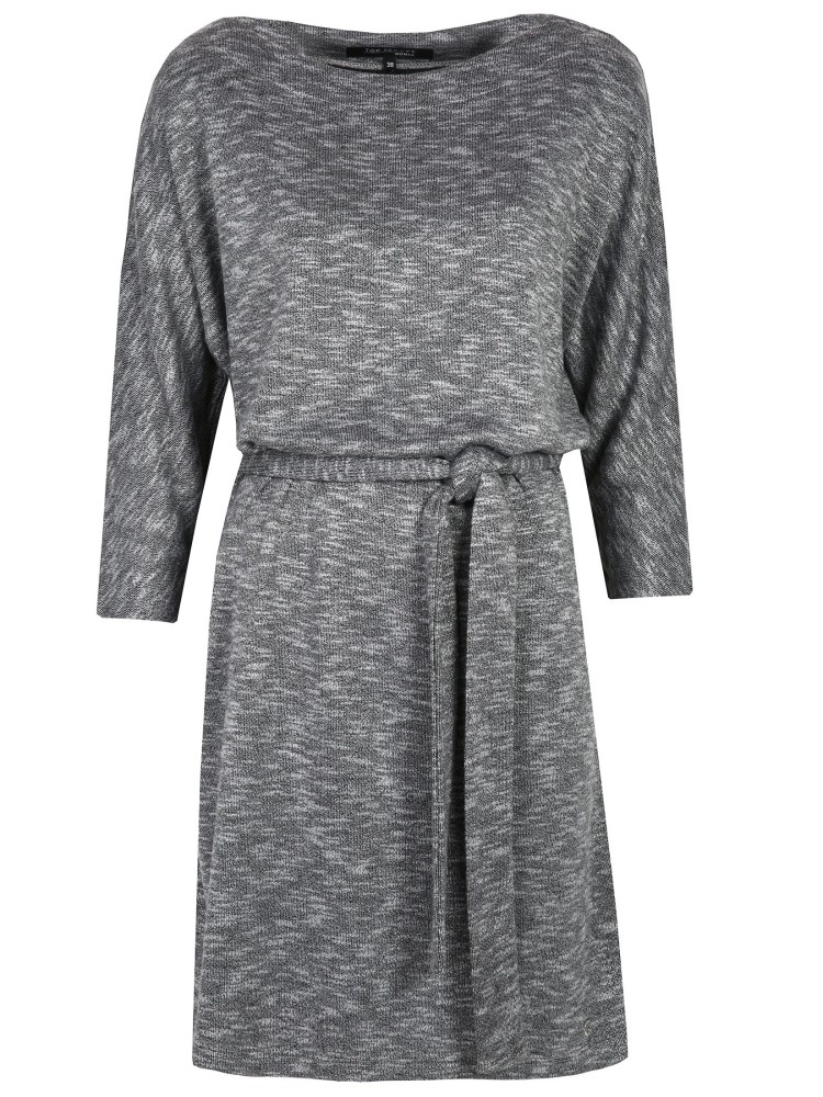 Luźna sukienka z dzianiny