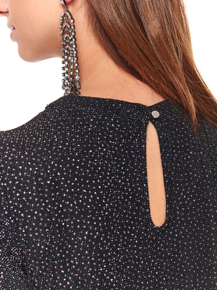 Błyszcząca sukienka z dzianiny