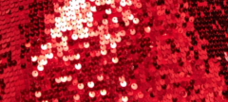 Dopasowana cekinowa sukienka