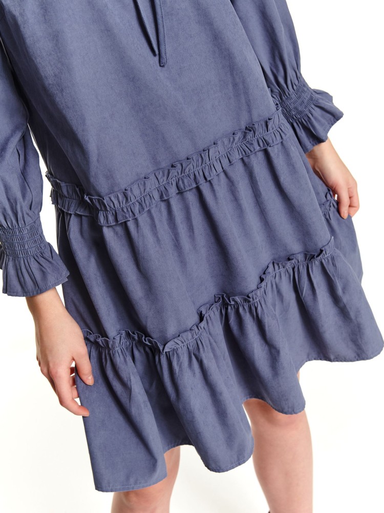 Sukienka z falbanką i wiązaniem