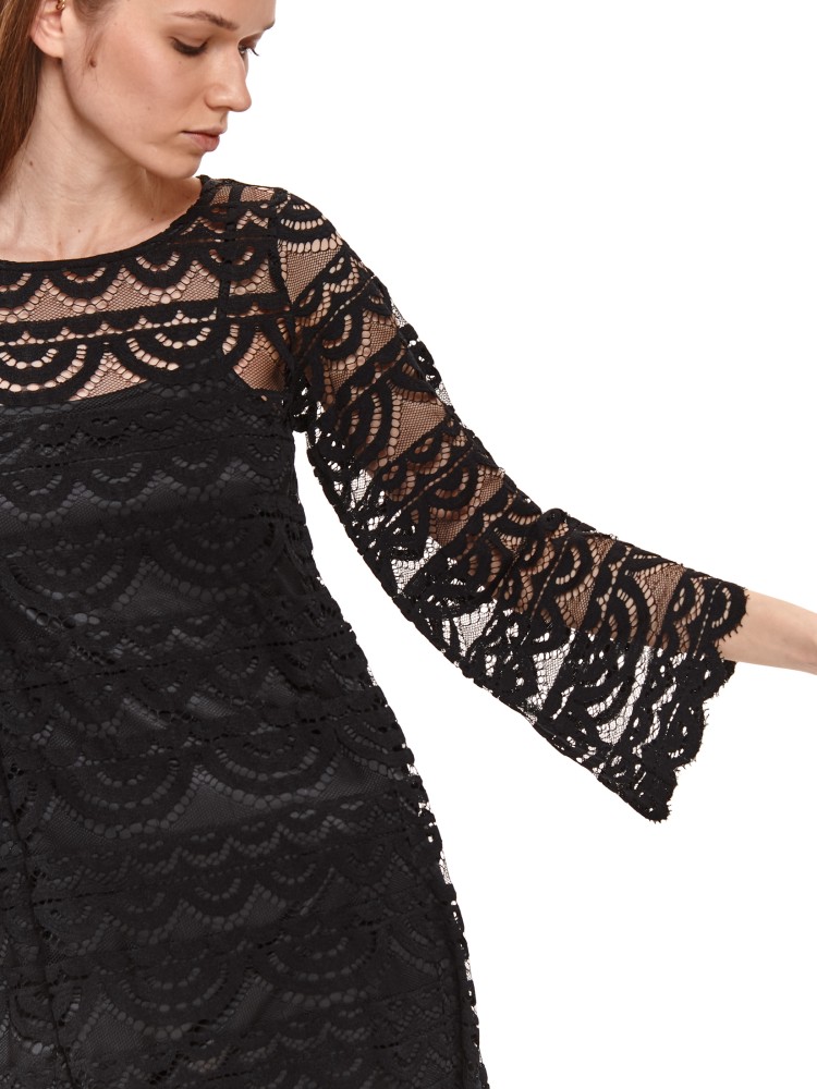 Koronkowa sukienka z dzianiny