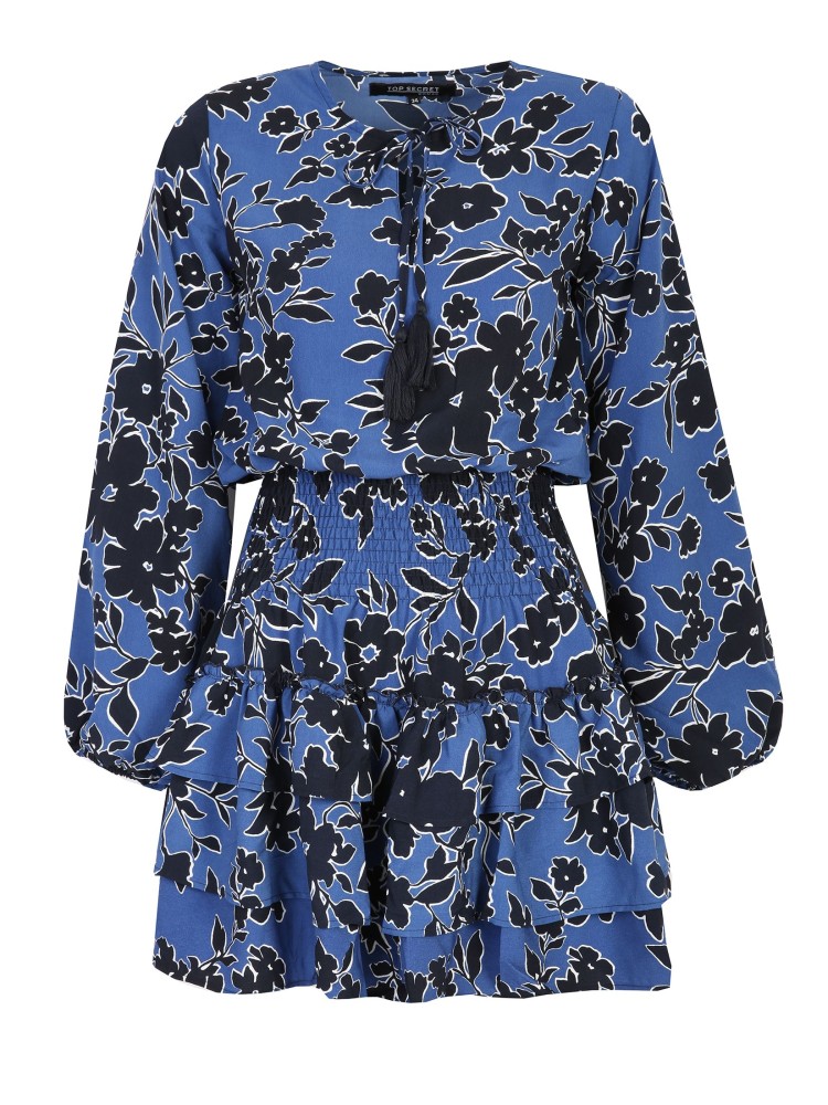 Sukienka w kwiaty z falbanami