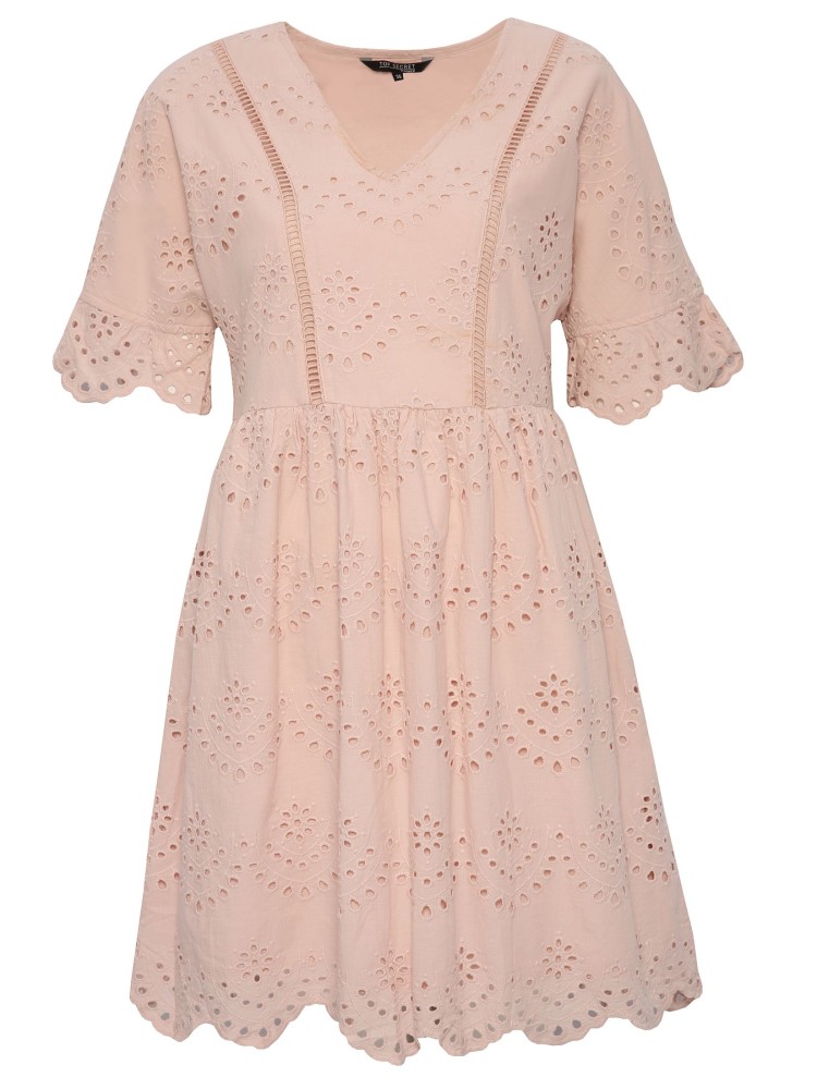 Ażurowa sukienka o luźnym kroju