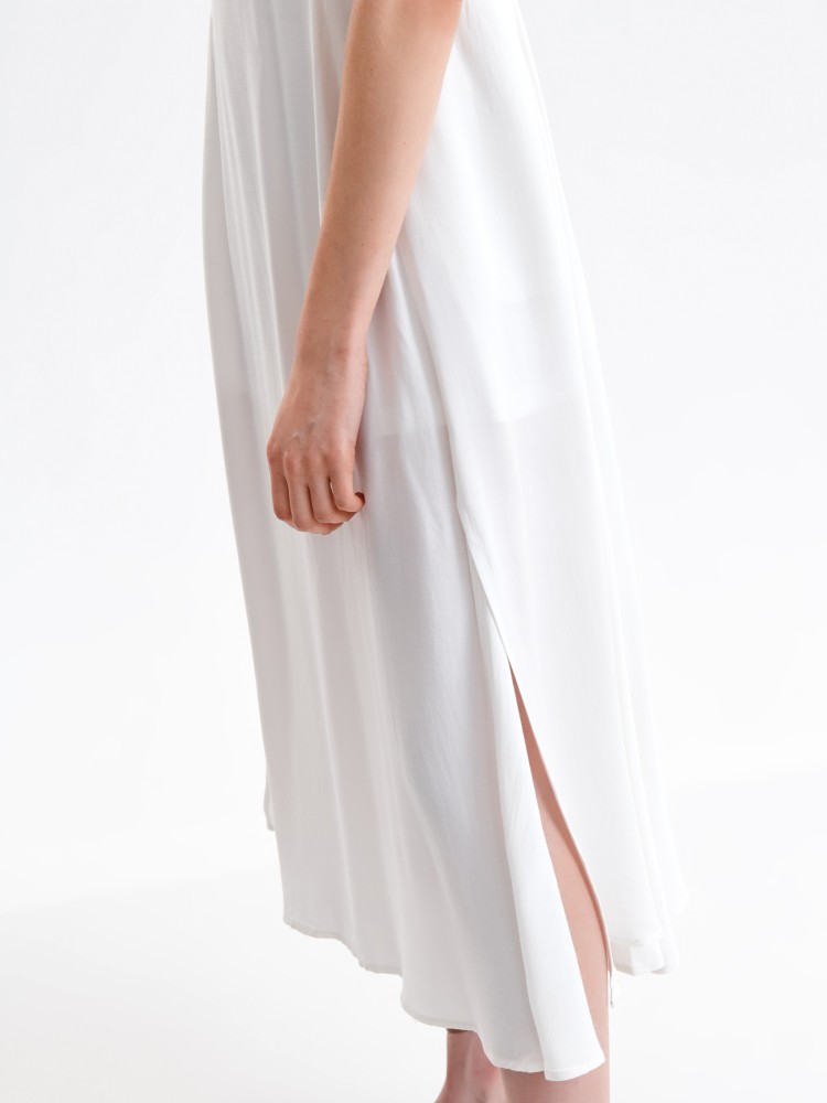 Sukienka koszulowa maxi z wiązaniem w pasie