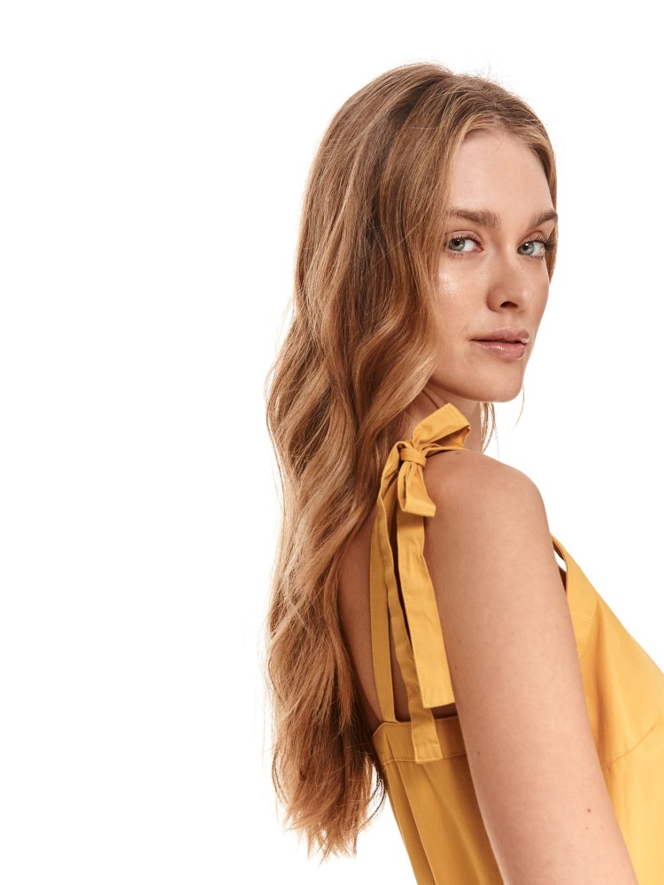 Sukienka midi z wiązanymi ramiączkami