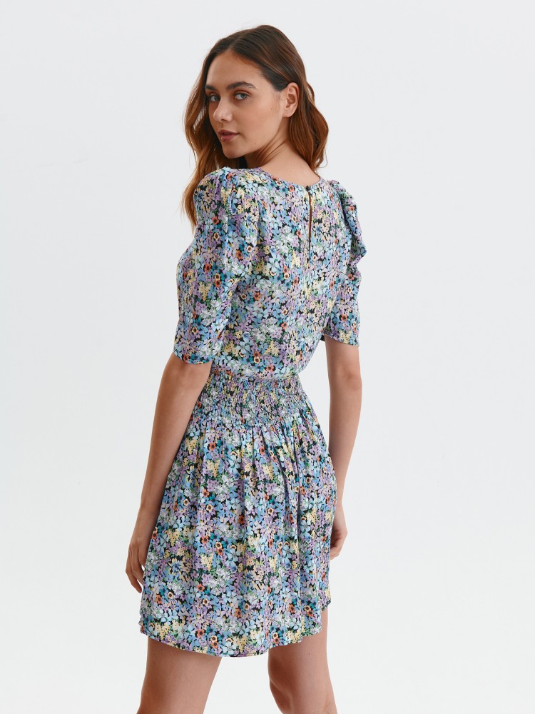 Sukienka w kwiaty z krótkim rękawem