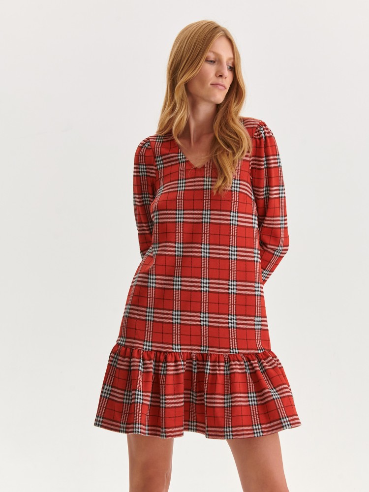 Krótka sukienka w czerwoną kratę