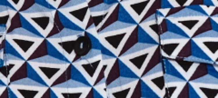 Koszulowa sukienka z wiązaniem w talii