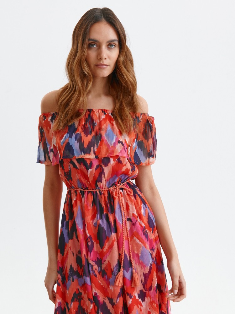 Sukienka z falbaną typu hiszpanka