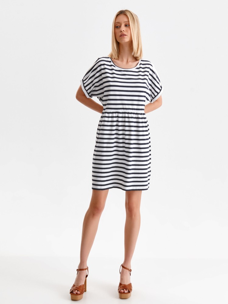 Sukienka w paski o luźnym kroju