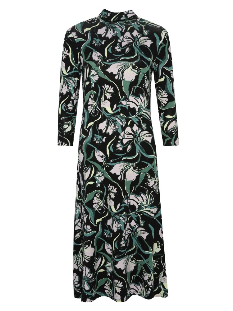 Dzianinowa sukienka z długim rękawem i golfem Dzianinowa sukienka z długim rękawem i golfem