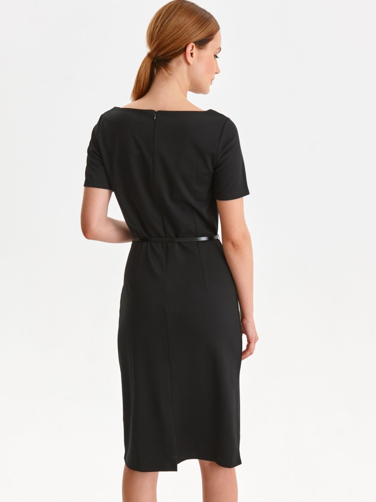 Dopasowana sukienka damska z paskiem