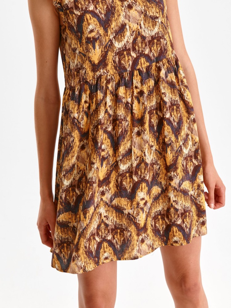 Sukienka z falbankami przy ramionach Sukienka z falbankami przy ramionach