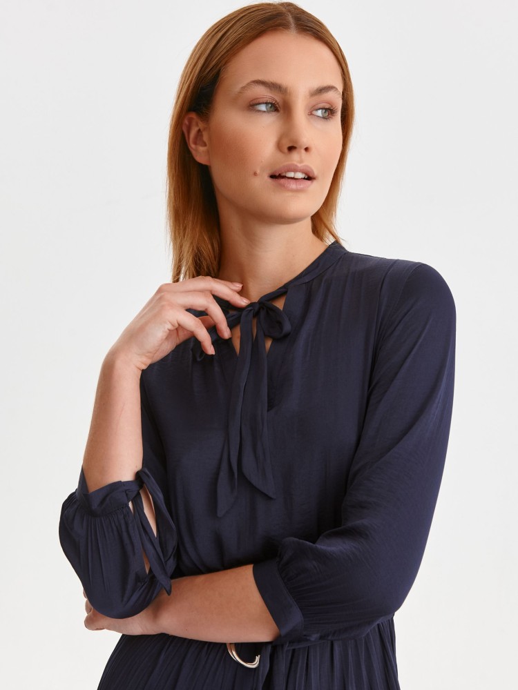 Sukienka maxi z plisowanym dołem