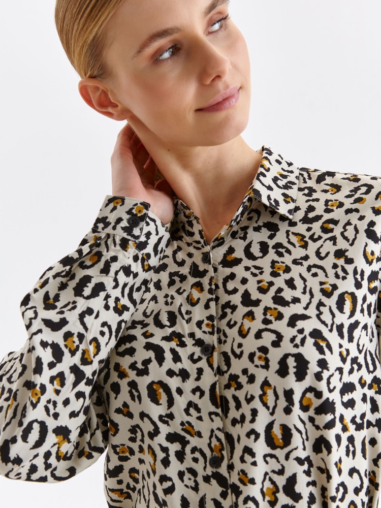 Printowana szmizjerka z wiązaniem w talii