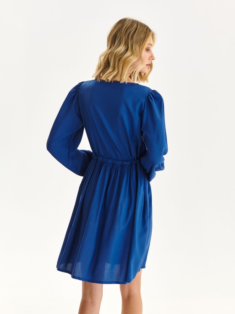 Sukienka z dekoltem w serek