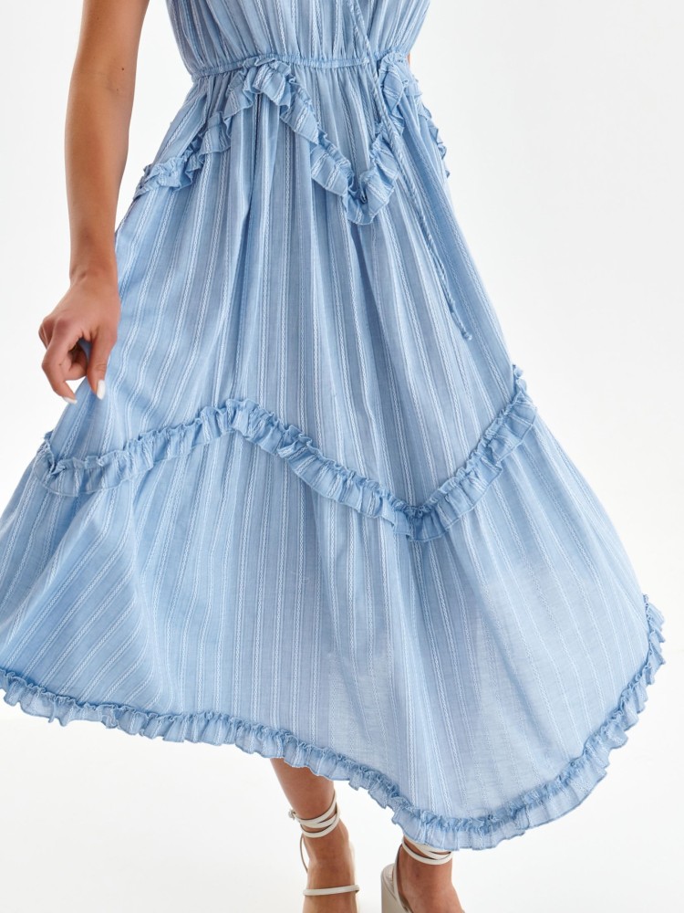 Sukienka w paski z falbanami