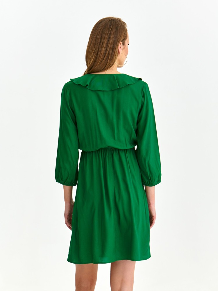 Sukienka z falbaniastym dekoltem