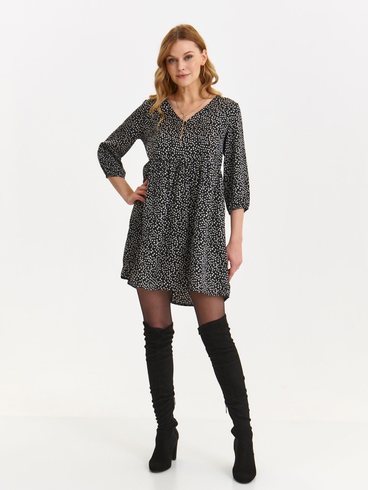 Printowana sukienka z trójkątnym dekoltem Printowana sukienka z trójkątnym dekoltem