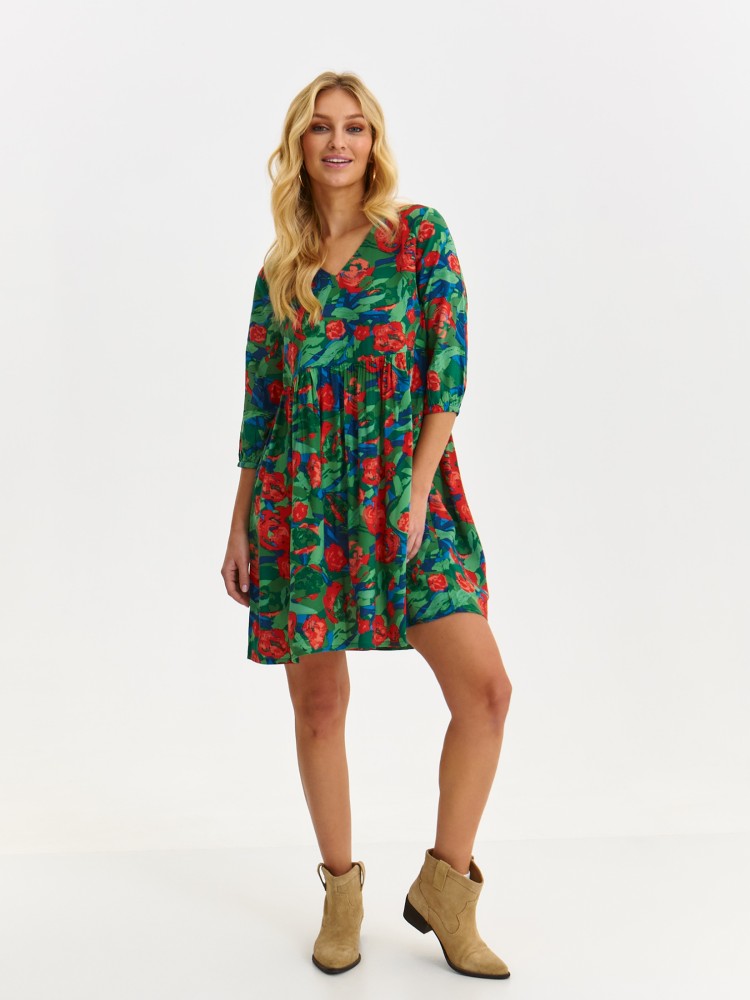 Sukienka o luźnym kroju w kwiatowy wzór Sukienka o luźnym kroju w kwiatowy wzór