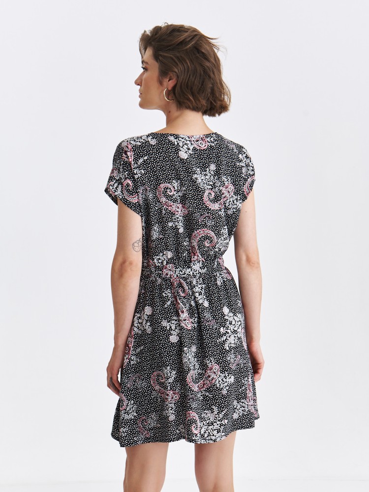 Krótka sukienka z wzorem