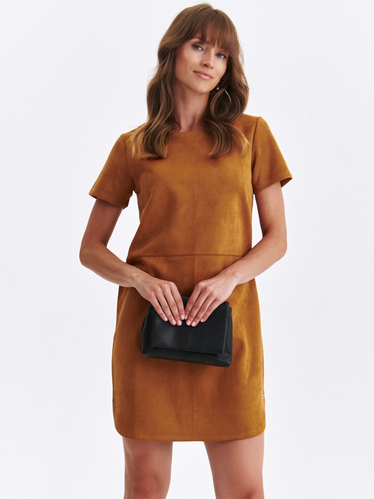 Krótka zamszowa sukienka w kolorze camel