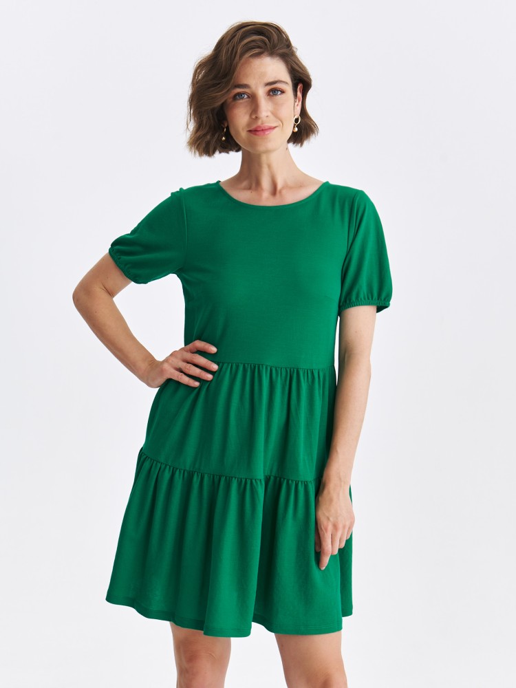 Zielona sukienka z falbanami