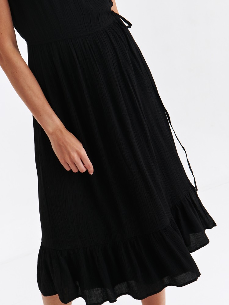 Czarna sukienka z wiązaniem