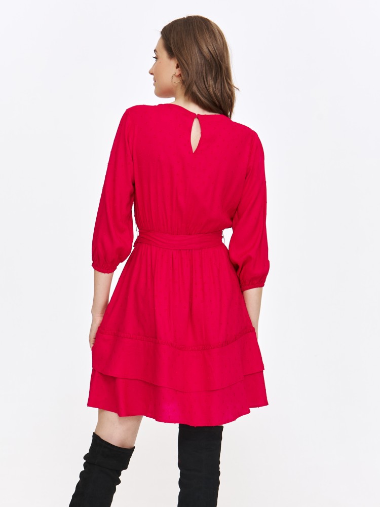 Sukienka z falbanami i wiązaniem Sukienka z falbanami i wiązaniem