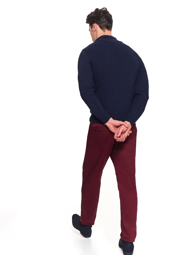 Sweter w kratę z rozpinanym golfem 