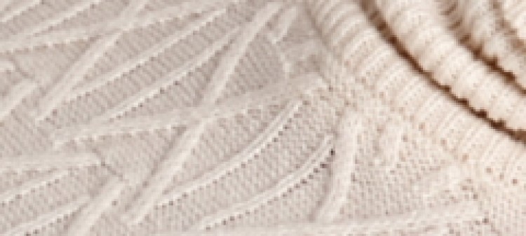 Golf otulający ze strukturalnej dzianiny