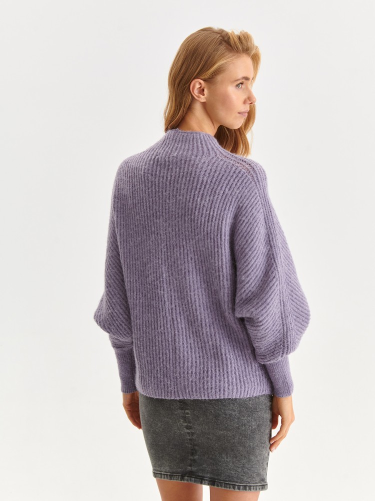 Luźny sweter ze stójką