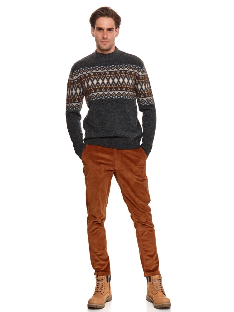 Półgolf z norweskim wzorem