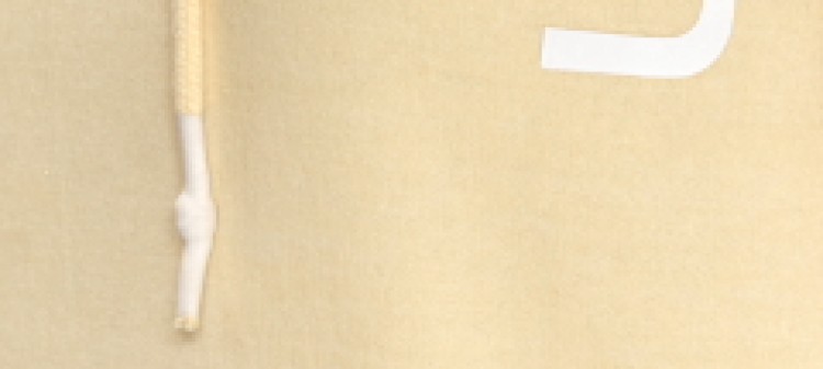 Długa nierozpinana bluza damska z kapturem