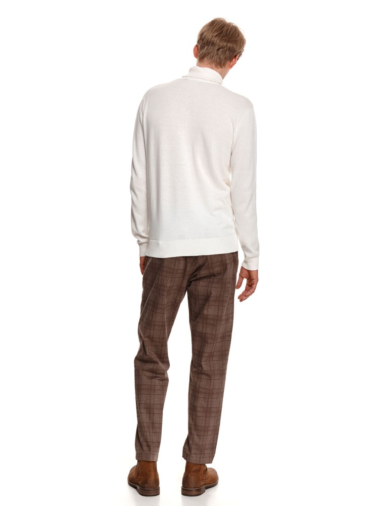 Bawełniany sweter z golfem